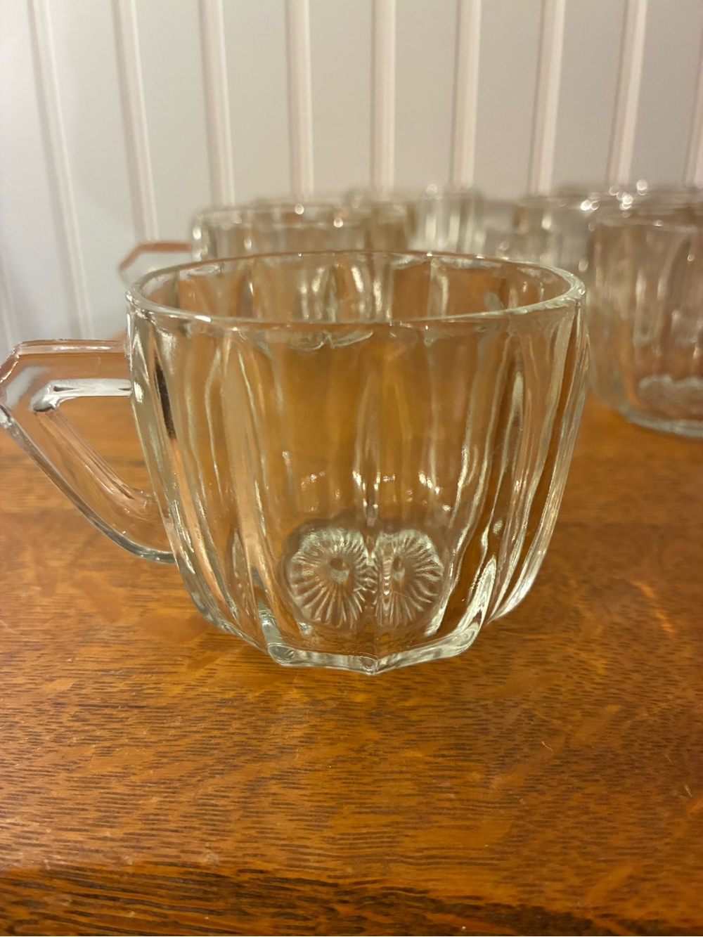 Vintage Clear Glass Punch Bowl Set w/ 10 Cups Fluted Ribbed Starburst Mid Centur - Picture 10 of 12